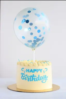 6 Inch Cake + Balloon