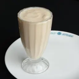 عصير شمام بالحليب