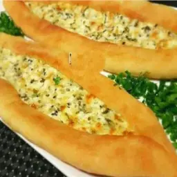 معجنات لبنة بالزعتر