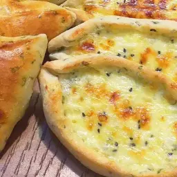 Kashkaval Cheese Mankoushe