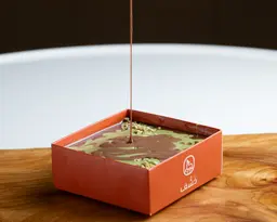 Dubai cake