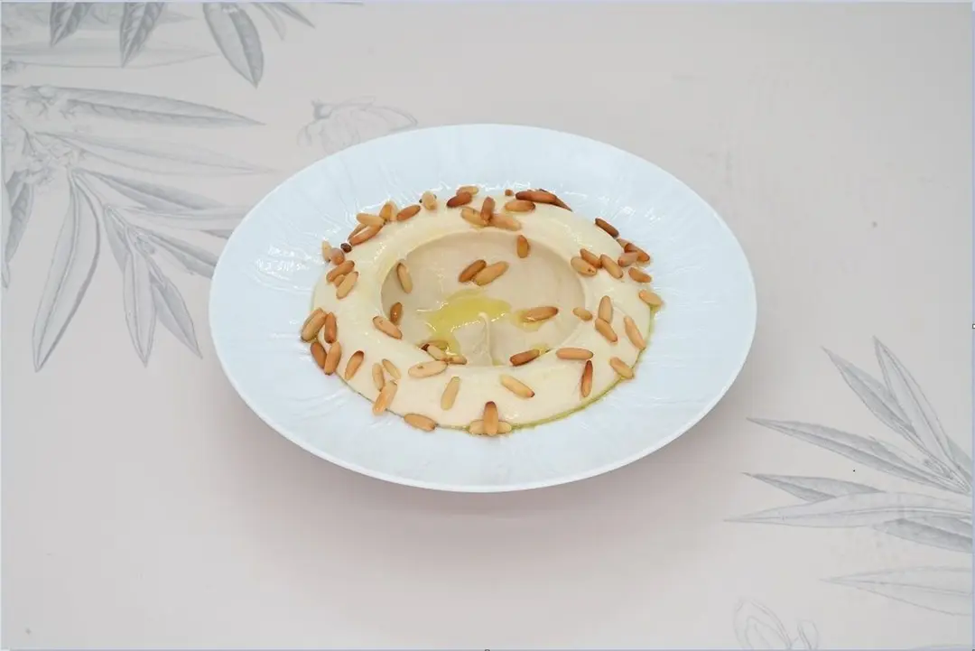 Hummus Bil Snoubar