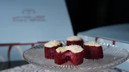 Mini Red Velvet