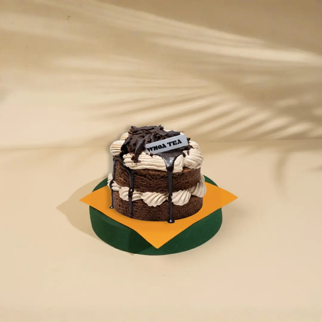 Magnum Crispy Chocolate Cake