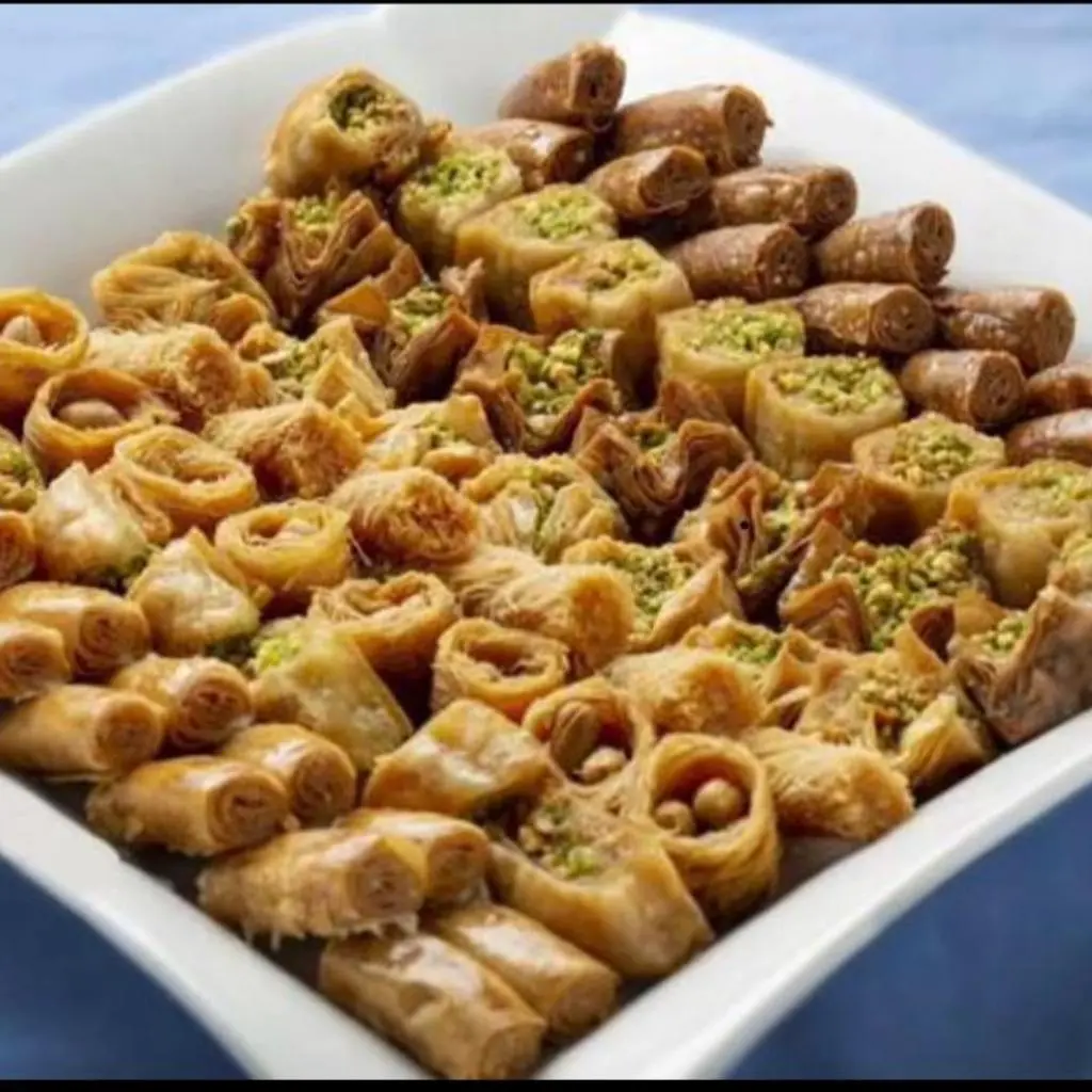 بقلاوة مشكل