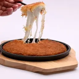 كنافة نص جبنة نص قشطة الشلة