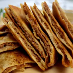 عرايس لحم