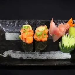 Salmon Gunkan