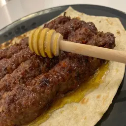 كباب بالعسل 4أسياخ