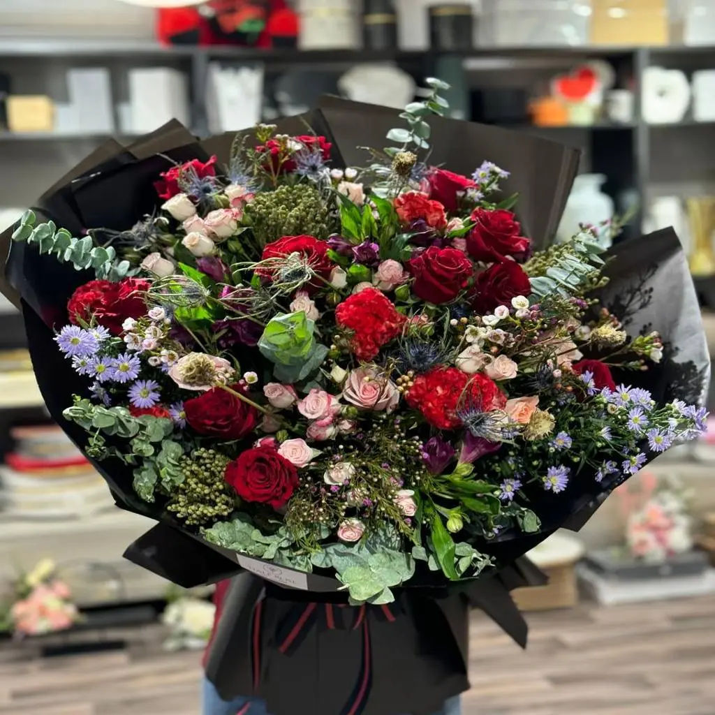 Large Red Mix Bouquet