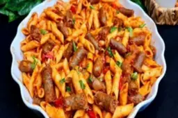 مكرونة بالسجق البلدي