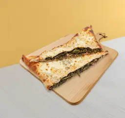 سبانخ مع الجبنة
