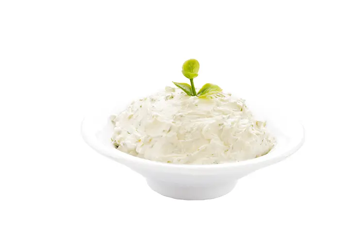اسبشيل سلطة لبنه بارد( جرام٣٠٠)