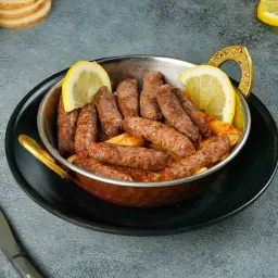 نقانق بالفخارة