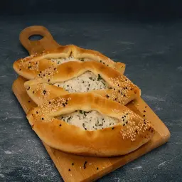 فطيرة جبن موزاريلا