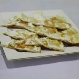 فطيرة لبنة عسل
