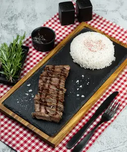 ستيك بصوص الباربكيو