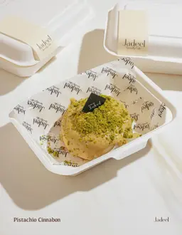 Pistachio Cinnabon