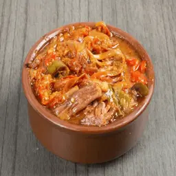 طاجن عكاوي مع أرز بالشعيرية
