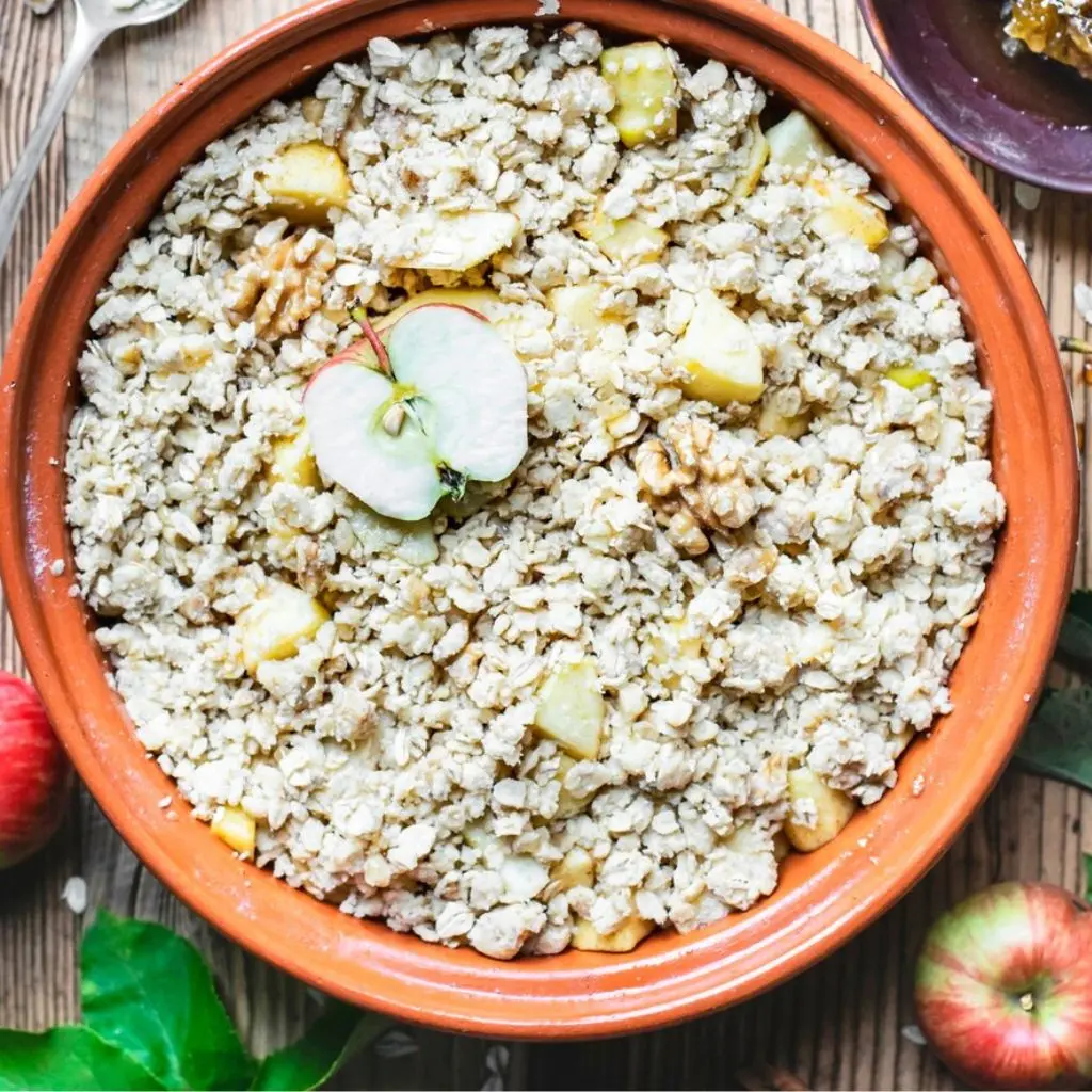 Oatmeal Peanut Salad - Medium Dish