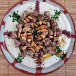 Chickpea Fatteh with Meat