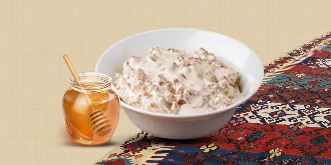 معصوب بالقشطة والعسل