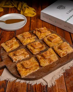 فطيرة بسبوسة كنافة