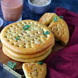 Roghni Naan