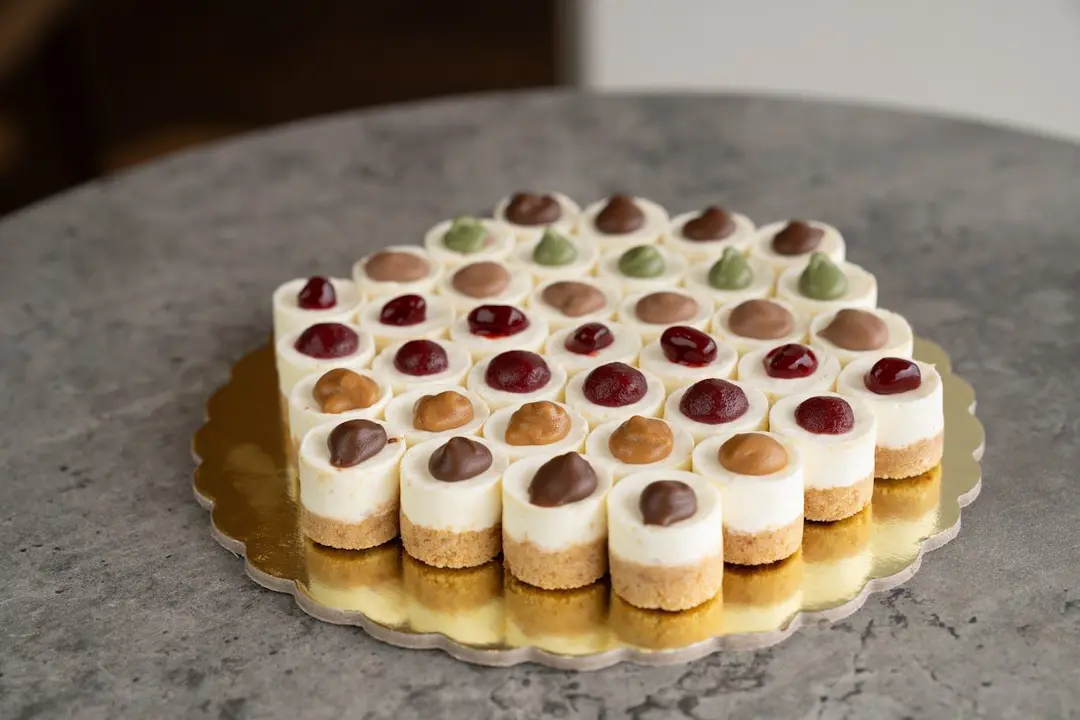 Cheesecake bites box