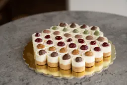 Cheesecake bites box