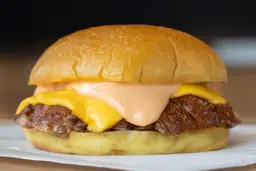 BESPOKE CHEESE BURGER