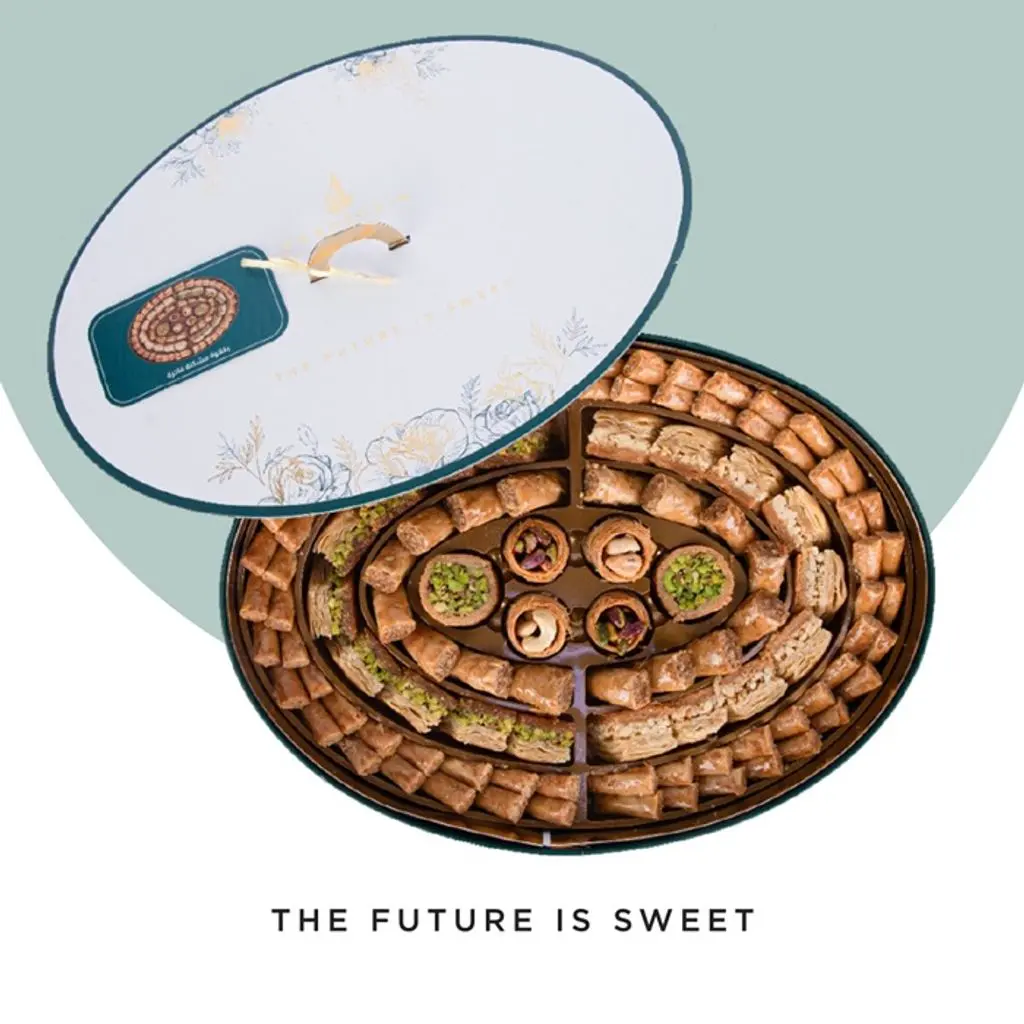 luxurious mixed baklava box