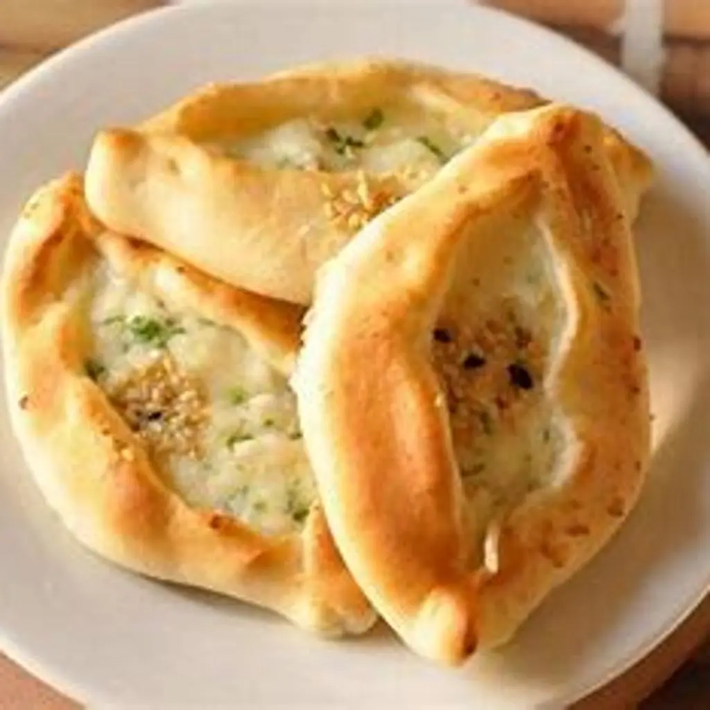 فطائر جبن قشقوان