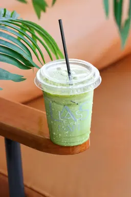 Ice Matcha Latte