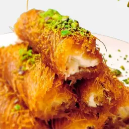 كنافة مبرومة بالقشطة