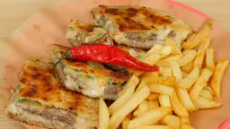 حواوشي بالجبنة و الخضار