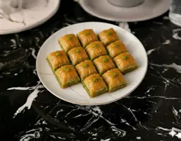 بقلاوة اسطنبولية