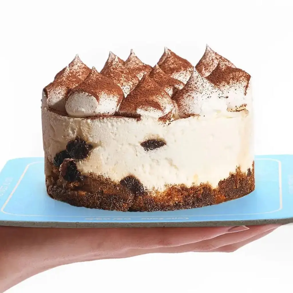 Tiramisu Cake