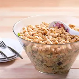 Vegetable Salad with Samosa Crackers