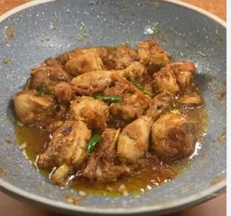 دجاج بيشاور كاراهي كبير