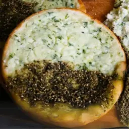 Akkawi Pie With Thyme