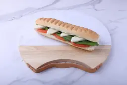 ساندوتش جبن حلوم