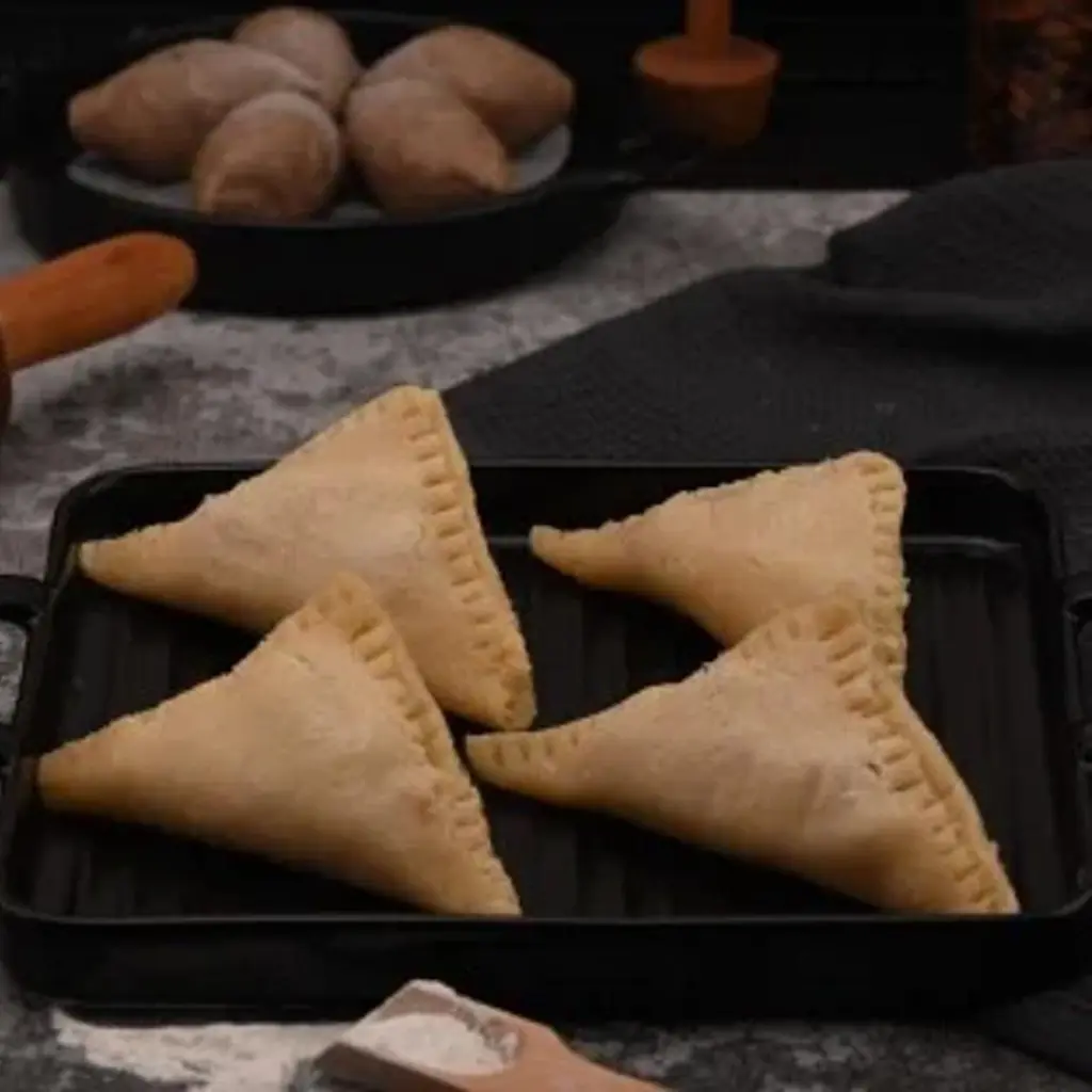 سمبوسة تونة