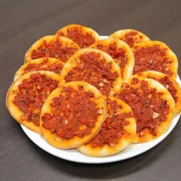 محمرة بالمرتديلا