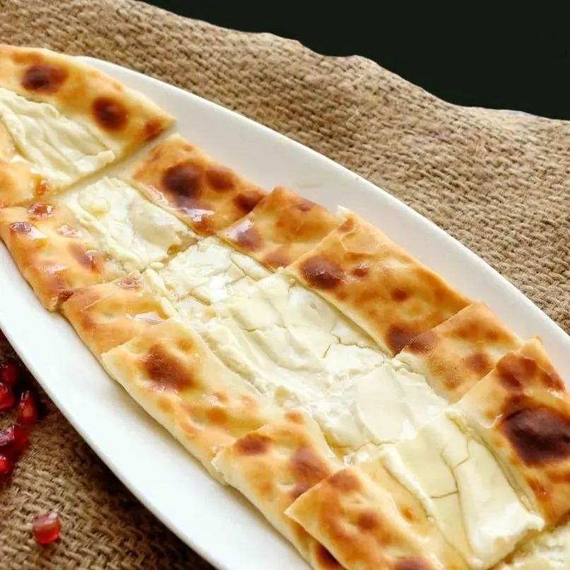 فطائر لبنه بالعسل