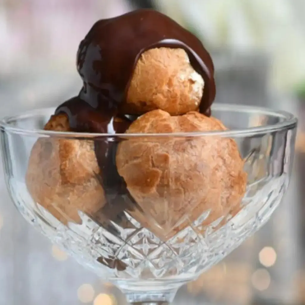 Profiteroles