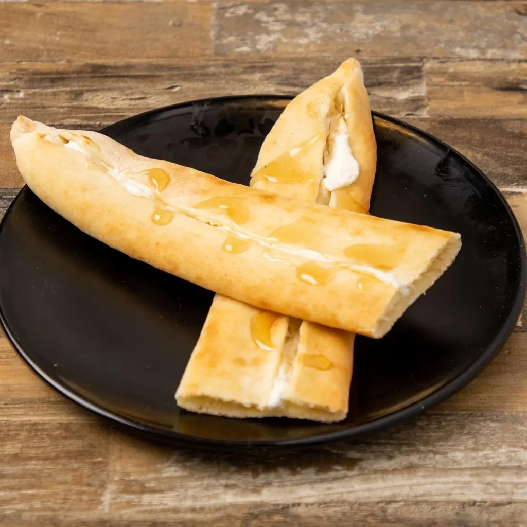 Labaneh with Honey Pie