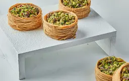 عش البلبل فستق