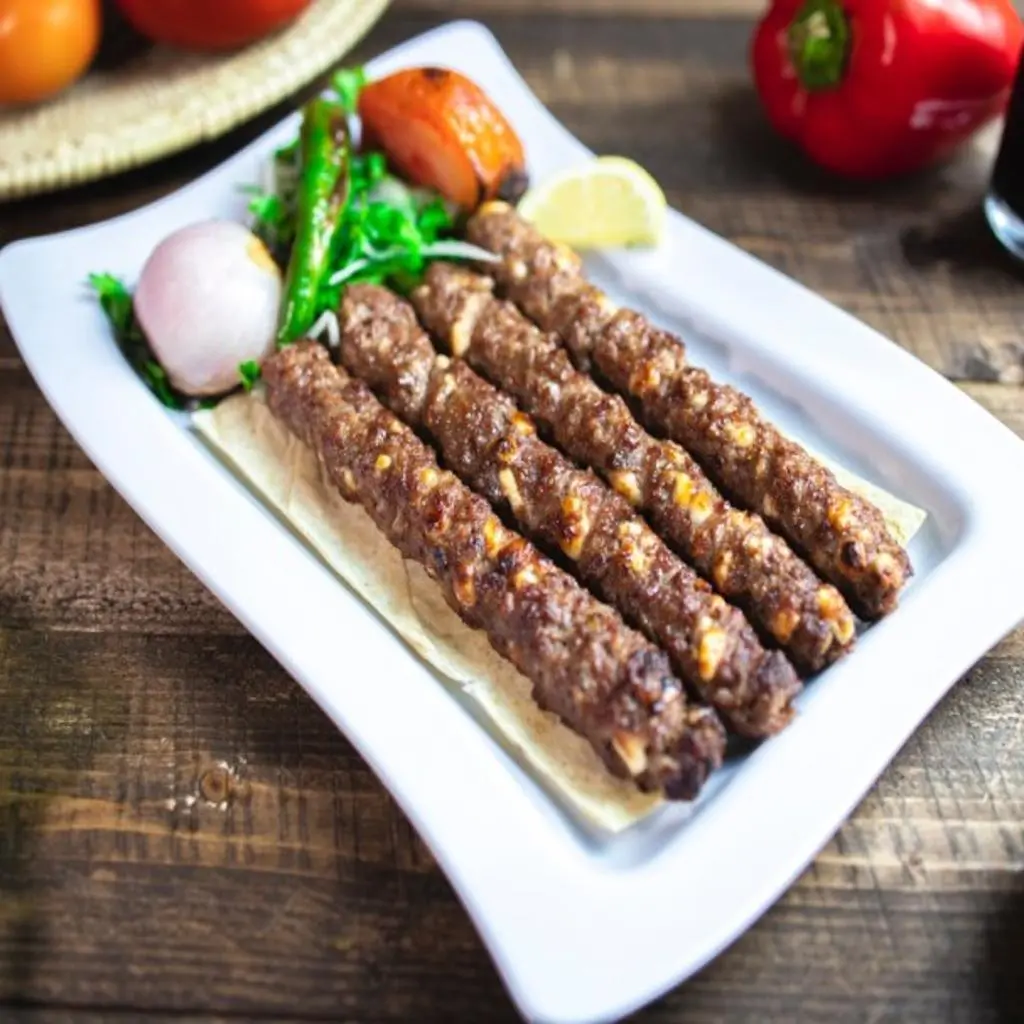 كباب بجبنة الحلوم