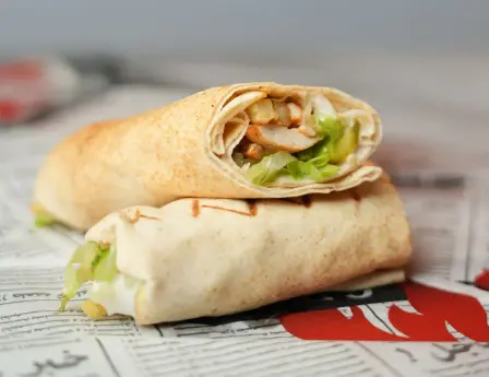 وجبة شاورما دجاج